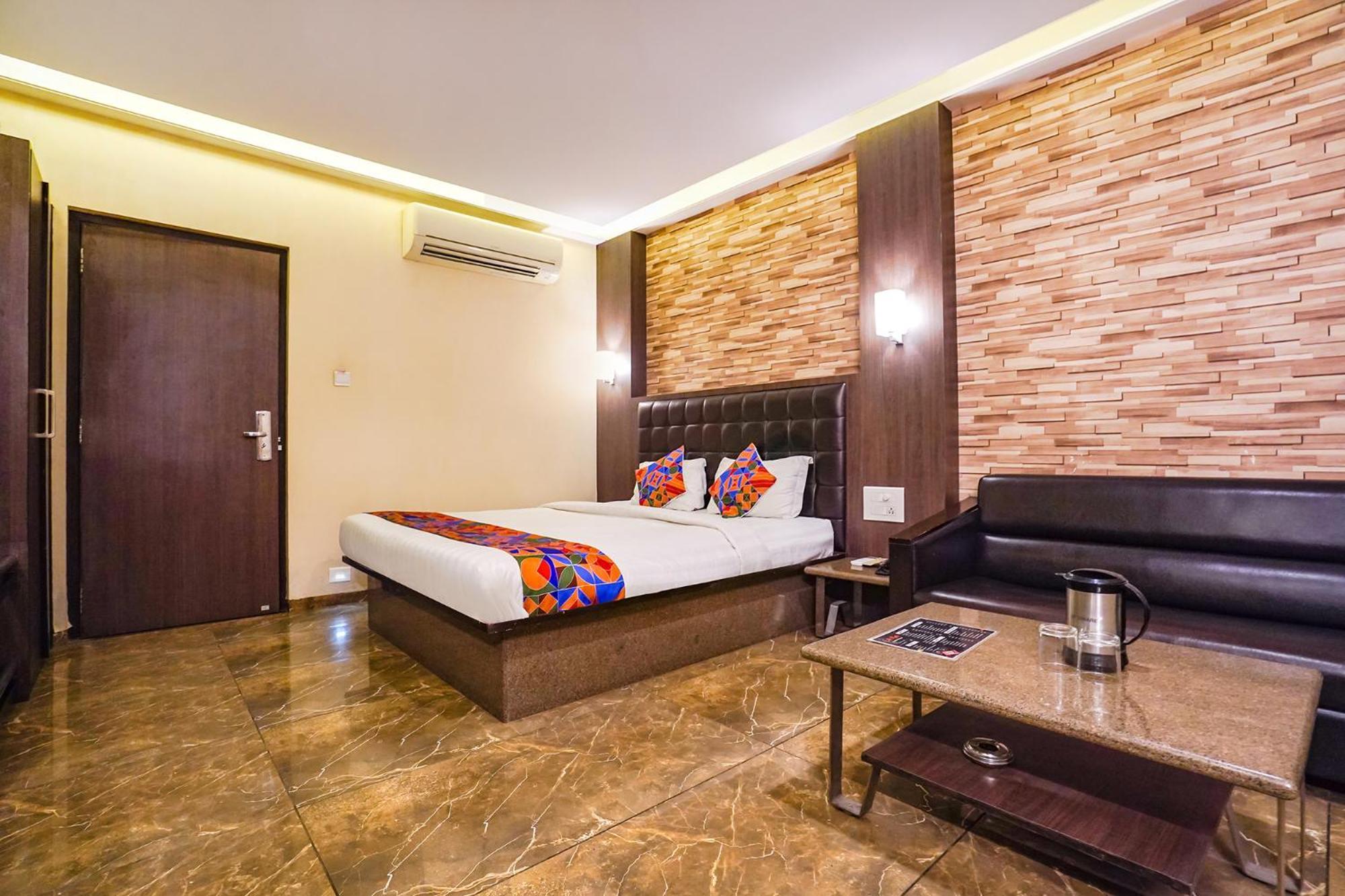 Fabhotel Jagannath - Nr Platinum Hospital, Sitabuldi Nagpur Extérieur photo