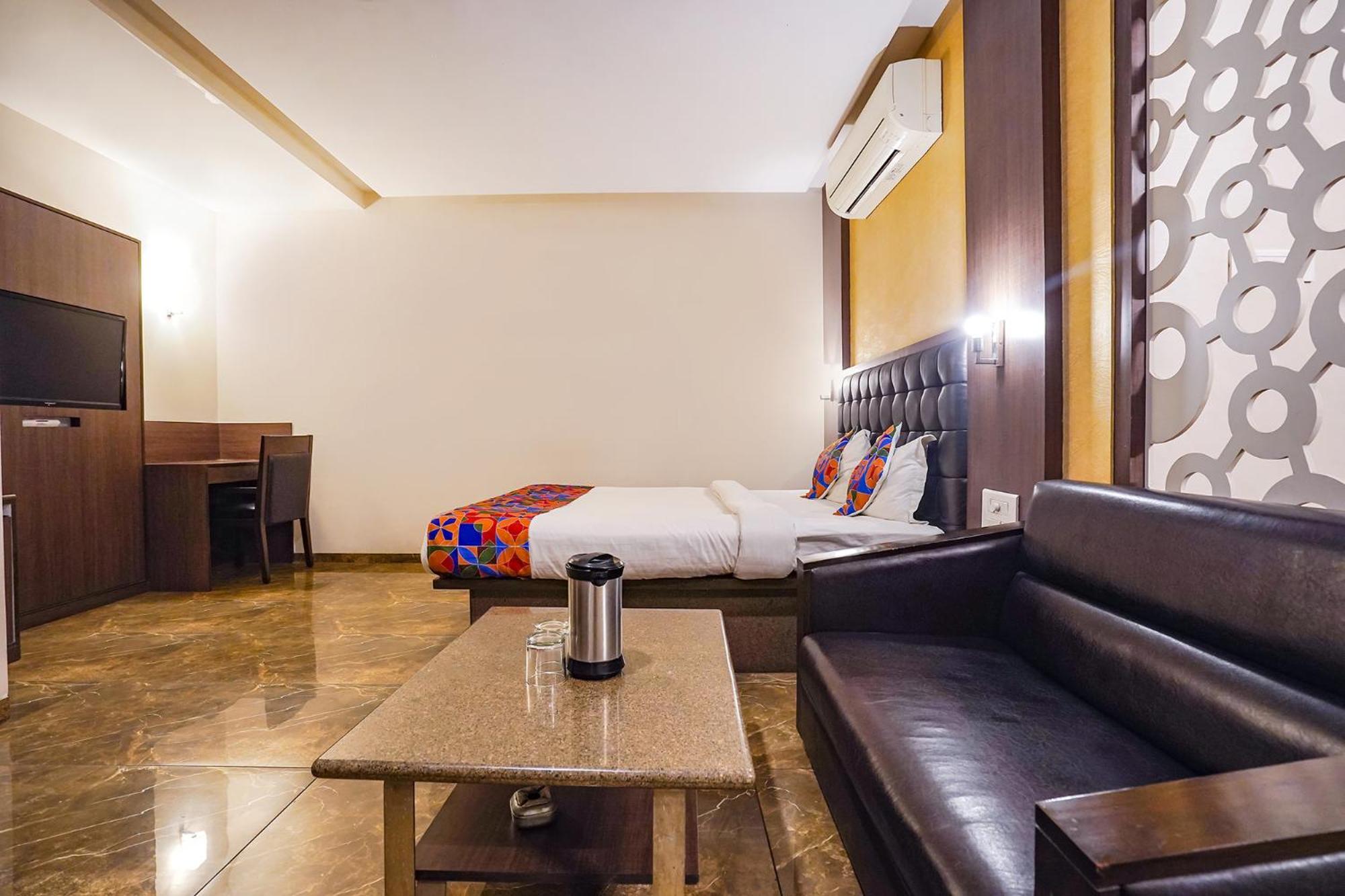 Fabhotel Jagannath - Nr Platinum Hospital, Sitabuldi Nagpur Extérieur photo