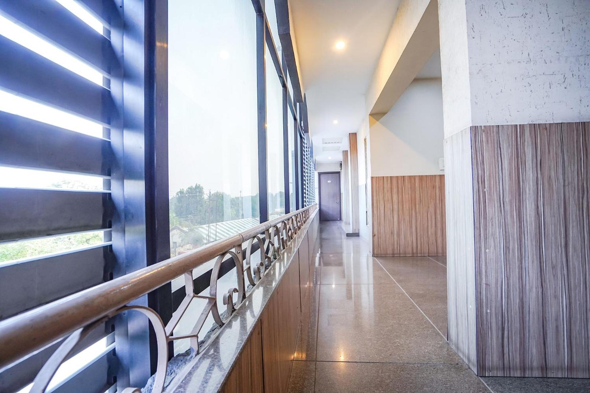 Fabhotel Jagannath - Nr Platinum Hospital, Sitabuldi Nagpur Extérieur photo